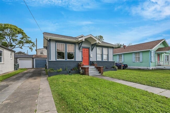 property at 4307 Ave Q 1/2