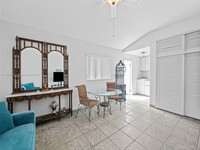 926 Hollywood Blvd in Hollywood, FL - Building Photo - Building Photo