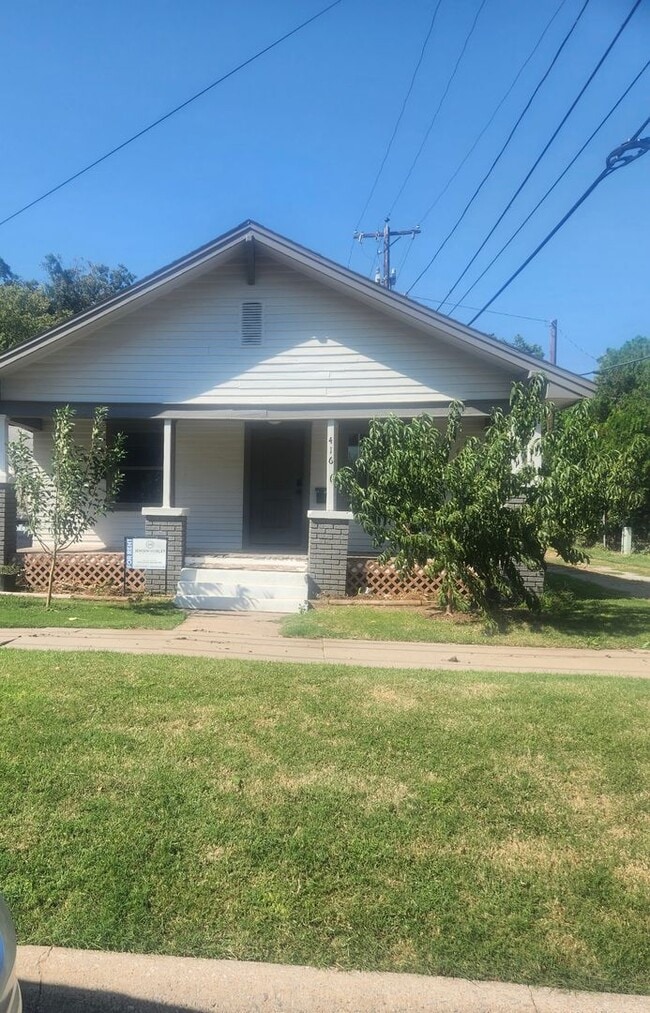 property at 416 S Adams St