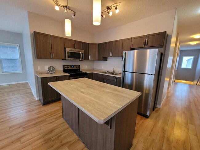 property at 16129-16141 141 St NW
