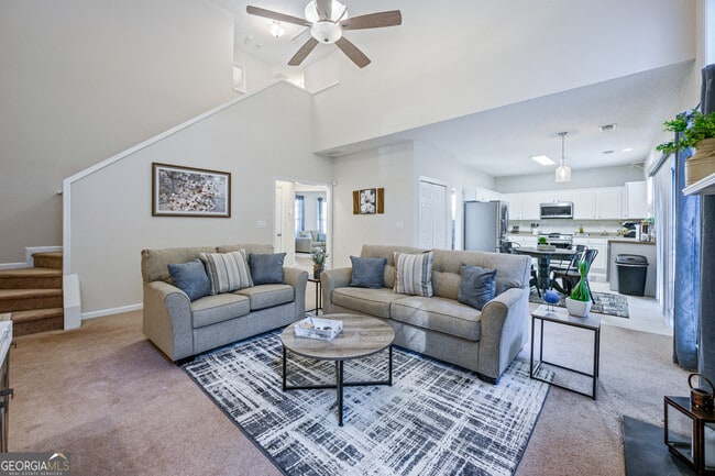 206 Persimmon Tr in Woodstock, GA - Foto de edificio - Building Photo