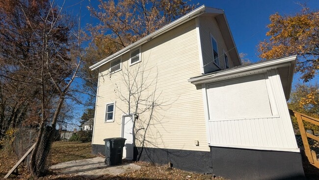 1312 Curtis St in Akron, OH - Building Photo - Building Photo