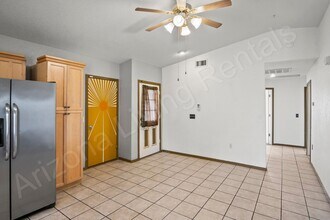 990 Huntington Pl in Lake Havasu City, AZ - Building Photo - Building Photo