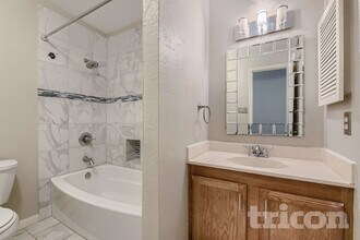 6801 Greenspring Dr in Arlington, TX - Building Photo - Building Photo