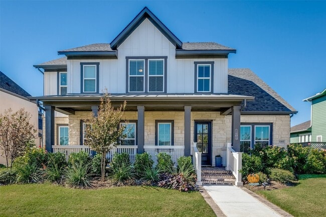 property at 1404 S Pecan Pkwy