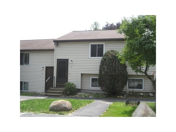property at 901 Mammoth Rd