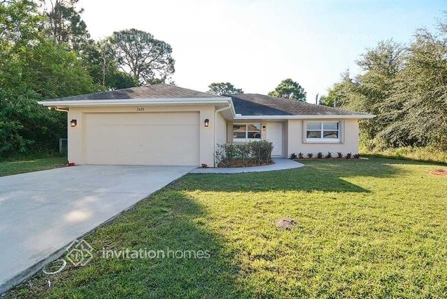 property at 2426 SE Renick Ave