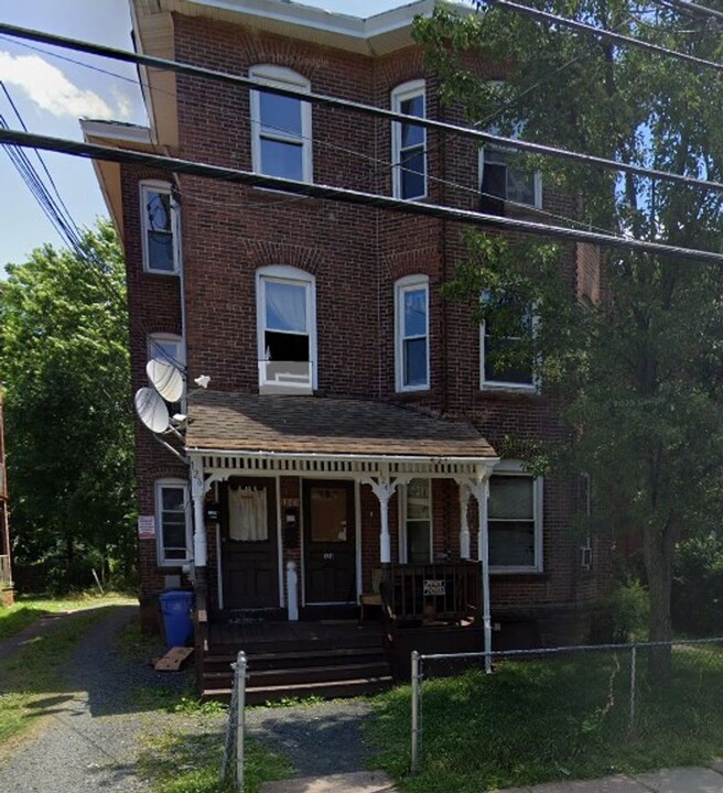 124-126-126 Putnam St in Hartford, CT - Foto de edificio