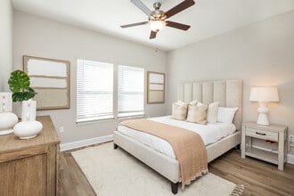 The Crossings at Riverwalk in Freeport, FL - Building Photo - Interior Photo