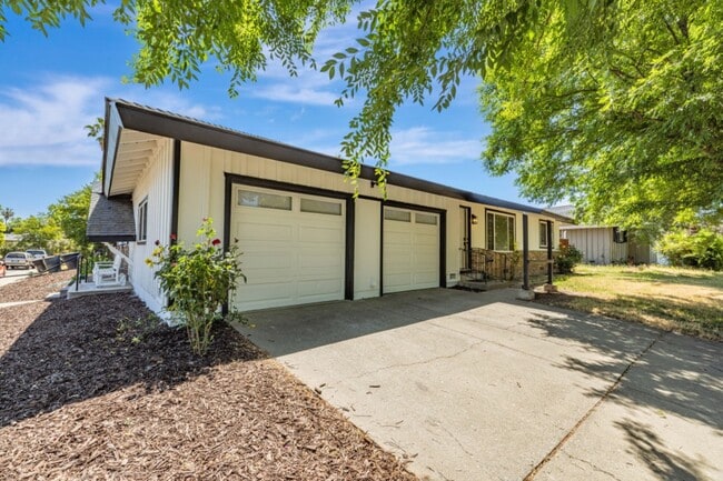 1134 Agatha Way