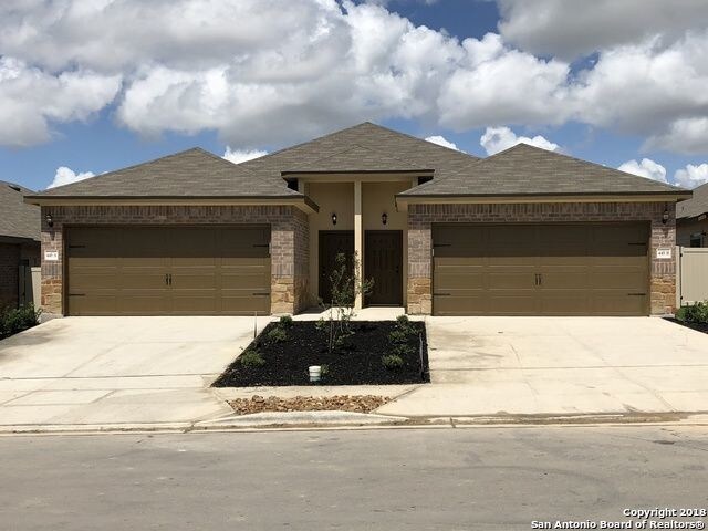 445 Jack Rabbit Ln in Buda, TX - Building Photo