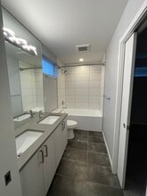 820 25th Ave S in Seattle, WA - Building Photo - Building Photo