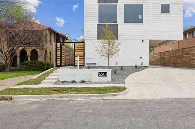 property at 6201 Oram St