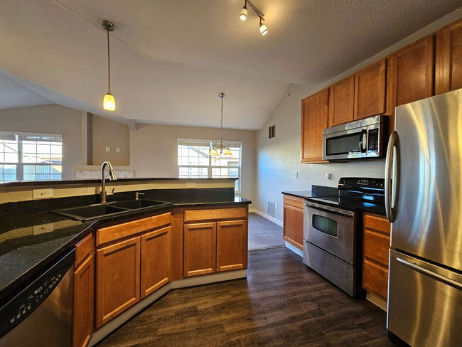 17388 Nature Walk Tr