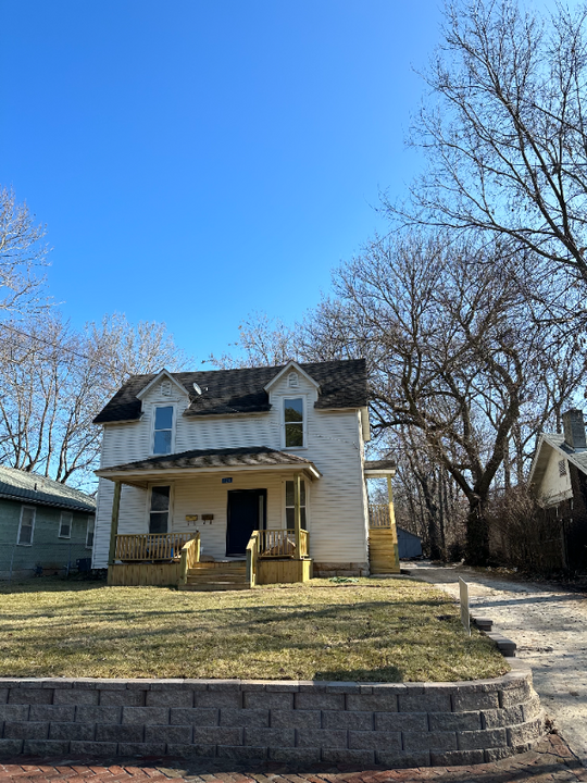 320 S Florence Ave, Unit Unit A in Springfield, MO - Building Photo