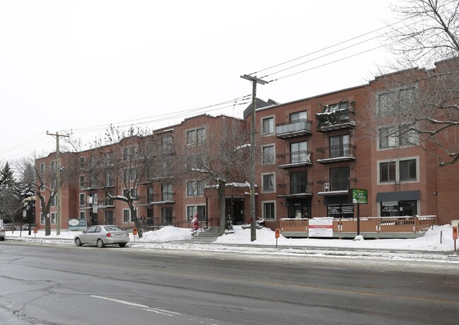 Le Saint-Émile in Montréal, QC - Building Photo - Building Photo