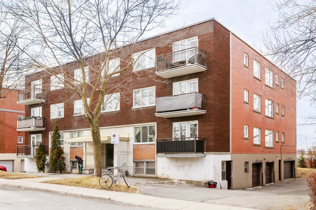 4040 Kindersley Av in Montréal, QC - Building Photo