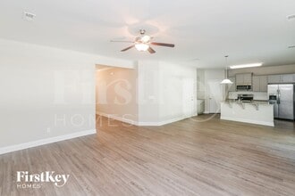 9131 Marion Oaks Dr in Charlotte, NC - Foto de edificio - Building Photo