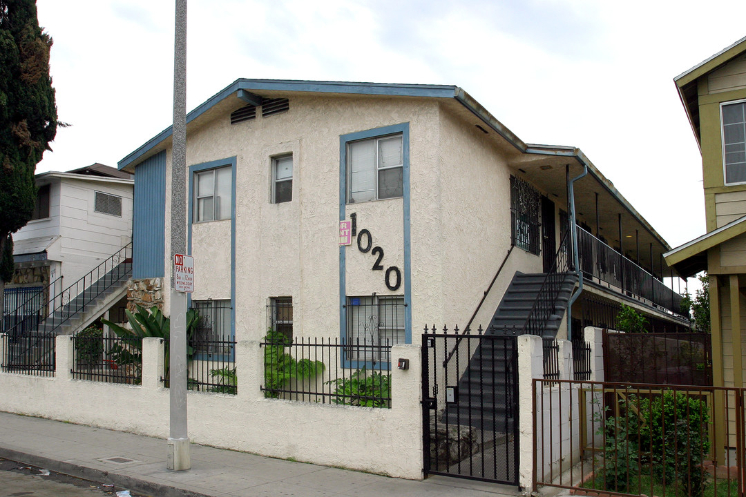 1020 E 12th St in Long Beach, CA - Building Photo