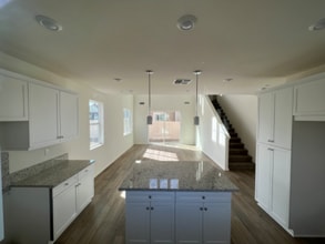 540 Jubilee Pl in Santa Paula, CA - Building Photo - Building Photo