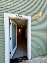 5004 SE 38th Ave in Portland, OR - Building Photo