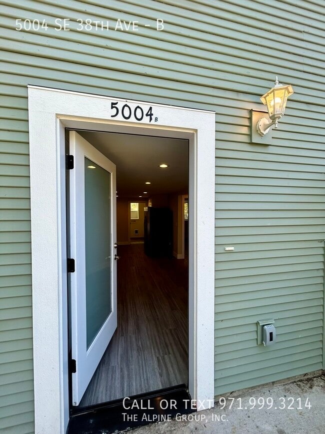 property at 5004 SE 38th Ave