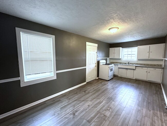 995 Center St in Beaumont, TX - Foto de edificio - Building Photo