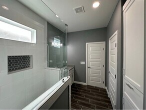 2922 W Driftwood St in Edinburg, TX - Building Photo - Building Photo