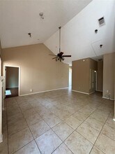 2216 Quiet Wood Dr in Austin, TX - Building Photo - Building Photo