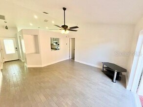 118 Kelly Cir in Sanford, FL - Building Photo - Building Photo