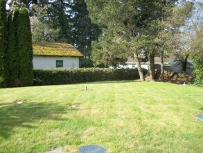83 NW Nichols Ave in Bremerton, WA - Building Photo - Building Photo