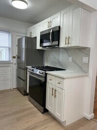 30 Kelly Pkwy photo'