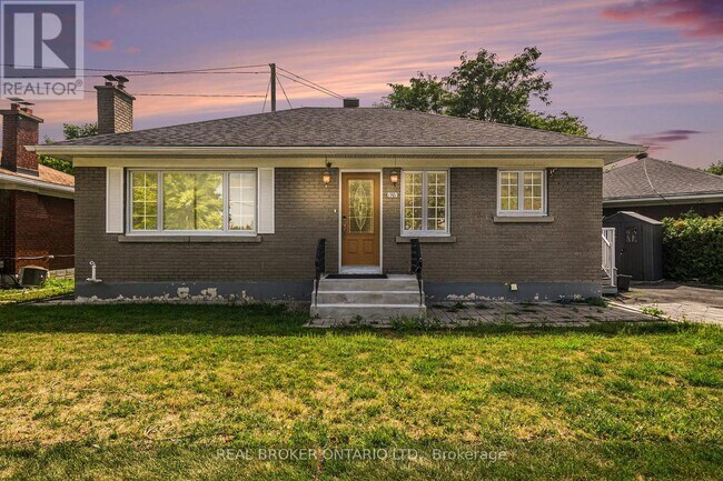property at 1981 Haig Dr