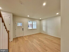 635 Upland Pl in Alexandria, VA - Building Photo - Building Photo