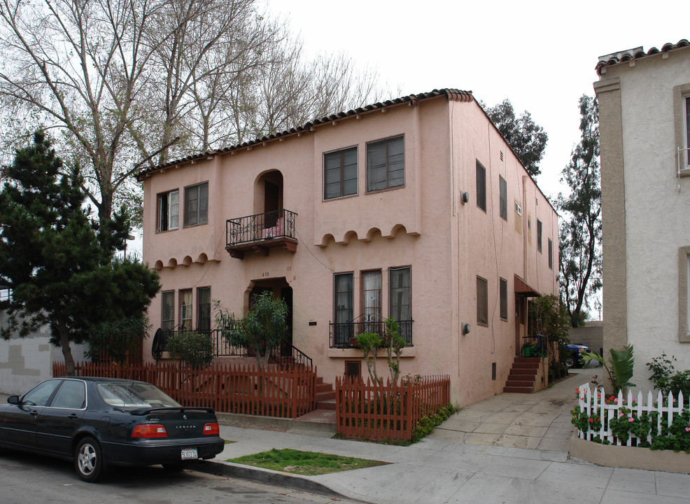 456-458 W Cowles St in Long Beach, CA - Building Photo