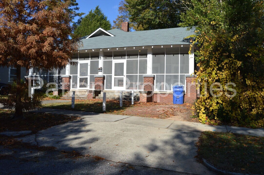1315-1317 Summerville Ave in Columbia, SC - Building Photo