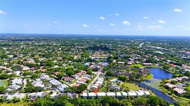 8911 NW 28th Dr in Coral Springs, FL - Building Photo - Building Photo