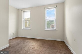 4215 Ridge Ave in Philadelphia, PA - Building Photo - Building Photo