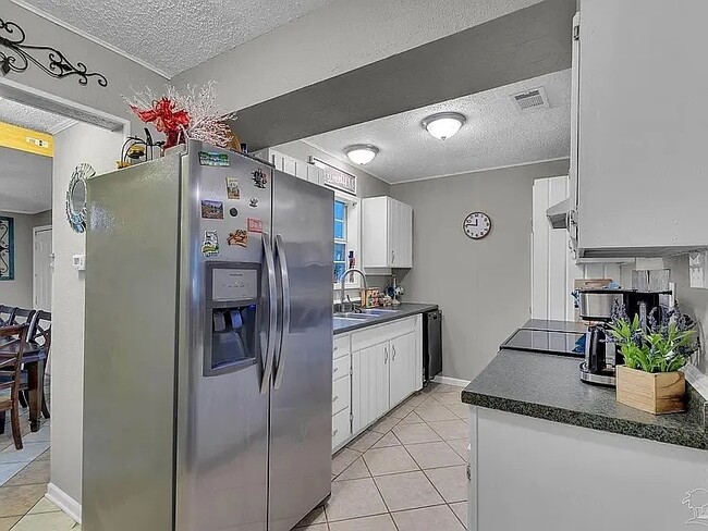902 Lucerne Ave in Pensacola, FL - Building Photo - Building Photo