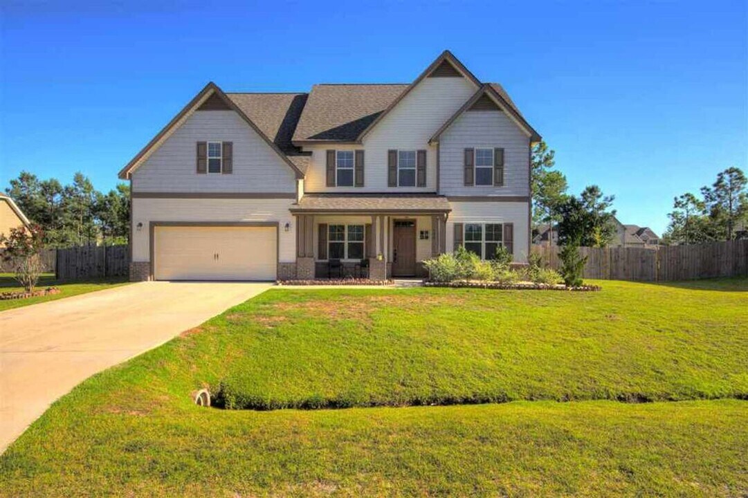 142 Pamlico Drive in Holly Ridge, NC - Building Photo