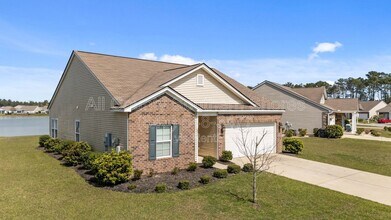 877 Devon Estate Ave in Myrtle Beach, SC - Building Photo - Building Photo