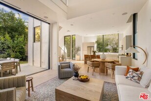 4118 Wade St in Los Angeles, CA - Building Photo