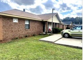 The Grande at Timberwood in Hattiesburg, MS - Building Photo