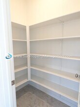 9996 Alpine Gold Wy in Sacramento, CA - Building Photo - Building Photo