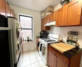 34 Ludlow St-Unit -19 in New York, NY - Building Photo - Building Photo