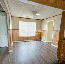 10498 Arrowhead Dr in Jacksonville, FL - Building Photo - Building Photo