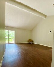 6109 Glen Meadow Dr in Austin, TX - Building Photo - Building Photo