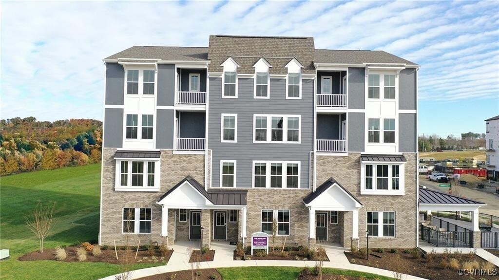 7304 Hancock Towns Ln in Chesterfield, VA - Building Photo
