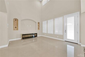 13407 N 37th Ln in Edinburg, TX - Building Photo - Building Photo