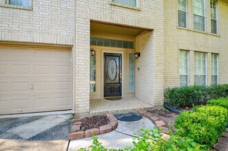 5510 Poundstone Ct in Sugar Land, TX - Building Photo - Building Photo